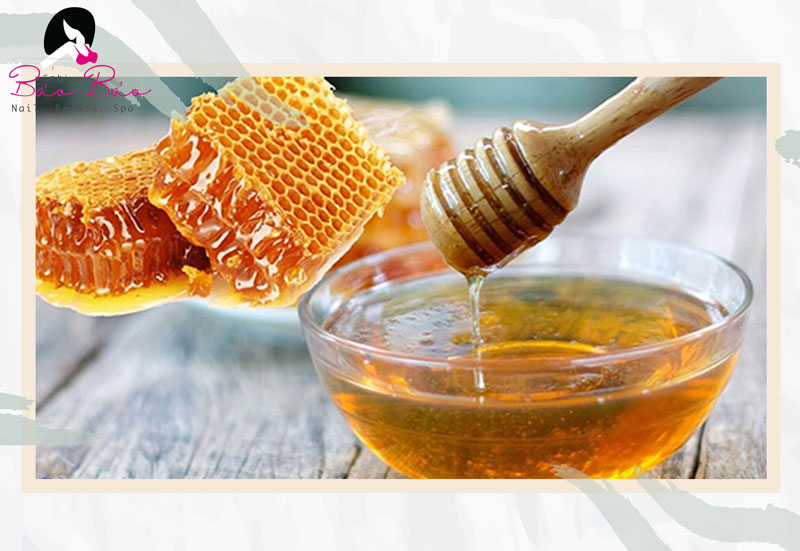 Trị mụn bằng mật ong nguyên chất
