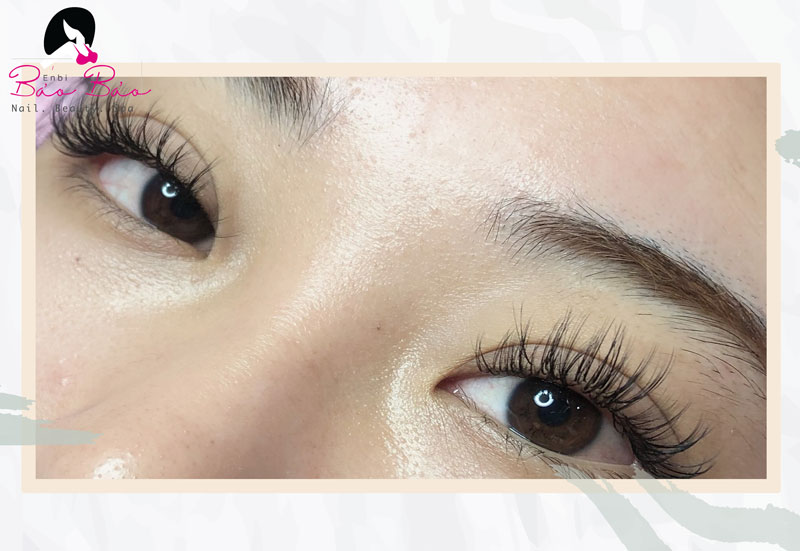 Uốn mi collagen 6D có thể giúp tăng sự tự tin và làm đẹp cho đôi mắt của bạn