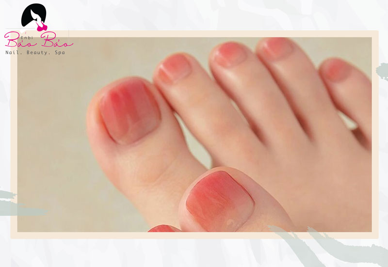 Màu nail chân hồng đào