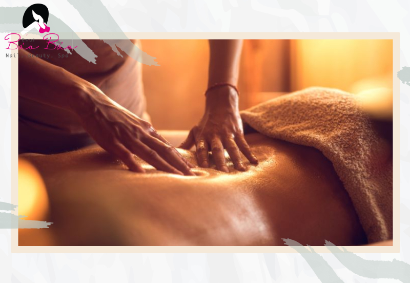 Massage tinh dầu giúp giảm đau cơ